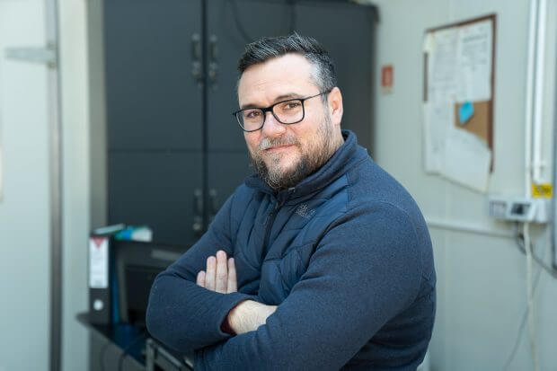 La 40 de ani Florin Irimescu conduce Valeputna, o afacere cu preparate gourmet din păstrăv.